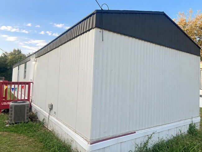 Foto del edificio - 777 E Yerby St