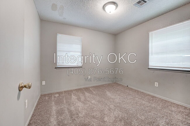 Building Photo - 5233 Coble St