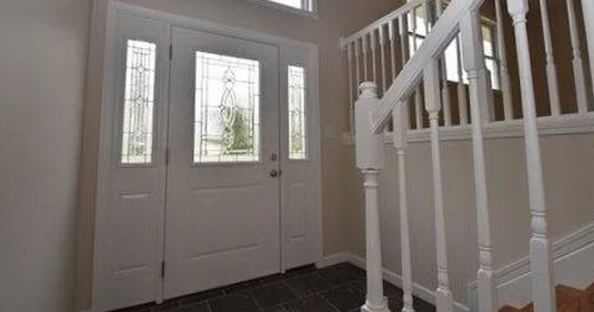 Foto del edificio - Beautiful 4 bedroom home in Park Ridge! Co...