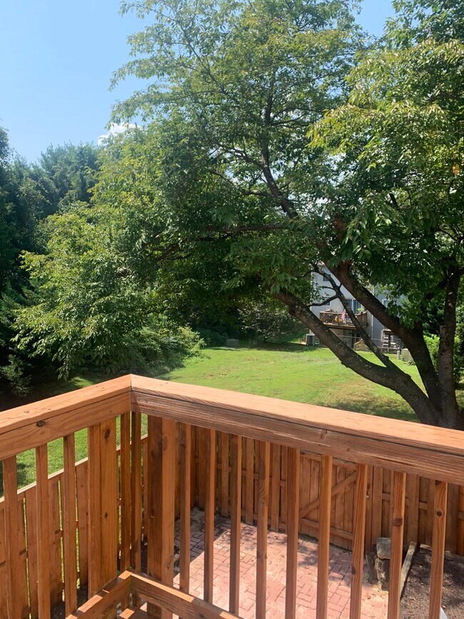 Foto del edificio - 7308 Charlesborough Ct