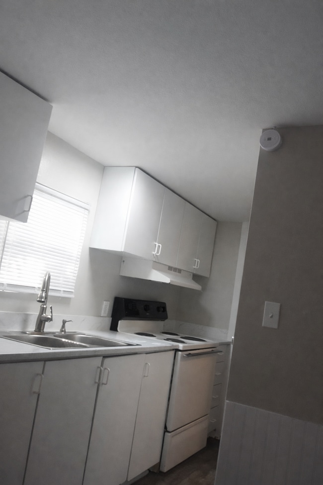 Photo - 15101 N 15th St House