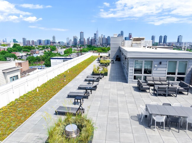 Building Photo - 39 High Street