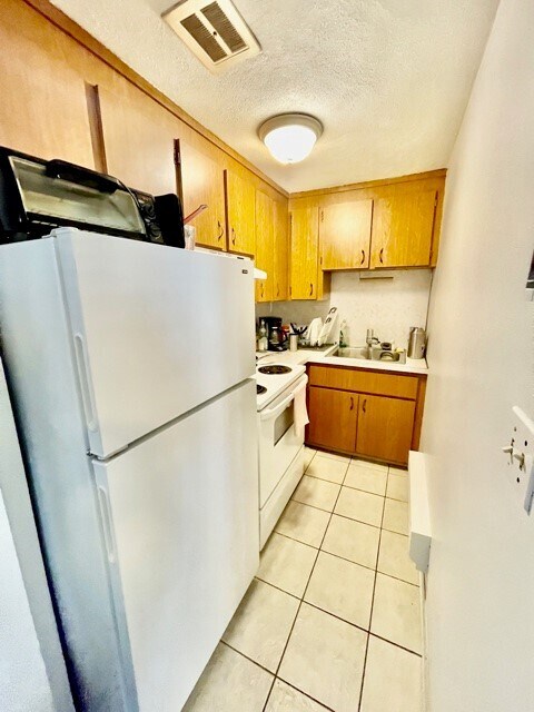 Building Photo - 1 Noyes Pl