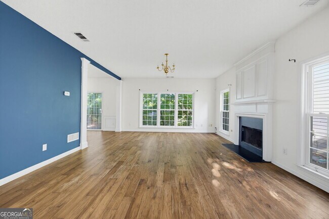 Foto del edificio - 2599 Alvecot Cir SE
