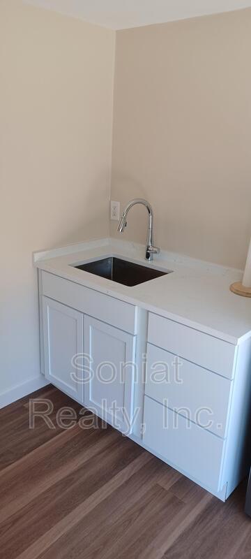 Foto del edificio - 432 N Anthony St