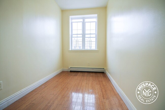 Foto del edificio - 172 Covert St