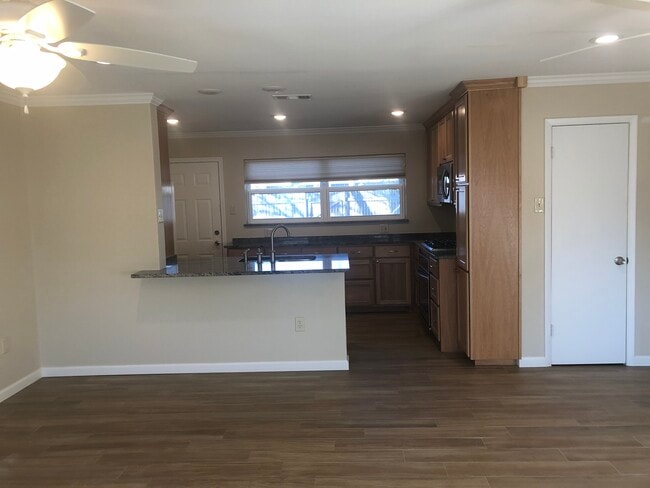 Foto del edificio - 1205 Fairfield St