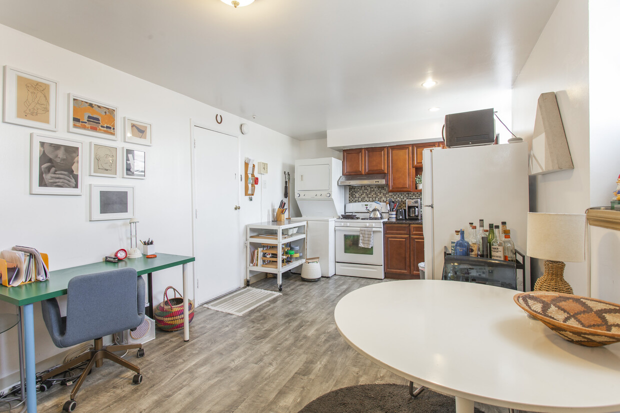 Foto principal - 1539 S 13th St
