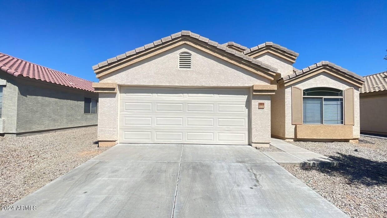 Foto principal - 10618 W Nez Perce St