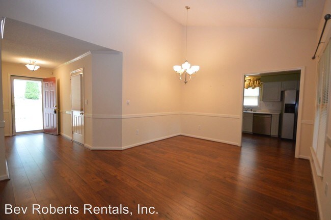 Building Photo - 3 br, 2 bath House - 104 Kramer Court