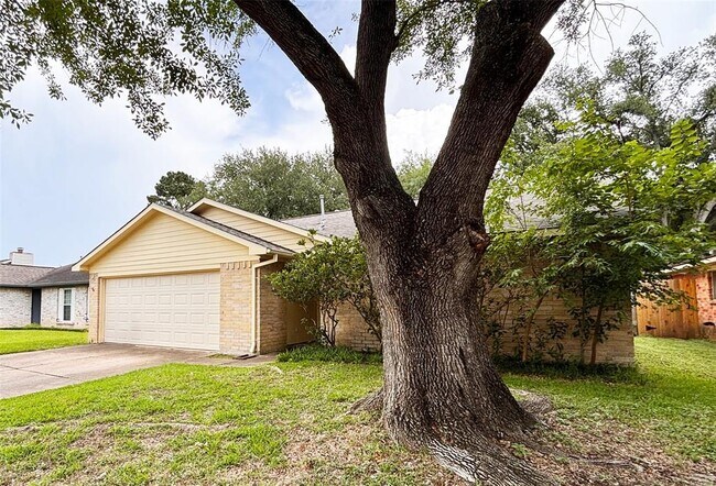 Foto del edificio - 1019 Three Forks Dr