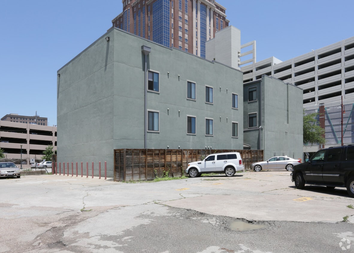 Building Photo - New Hope Housing