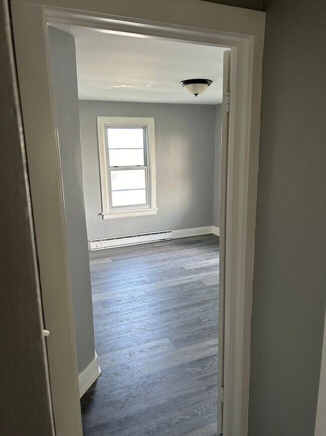 Foto del edificio - 2 Bedroom / 1 Bath House in Canton IL