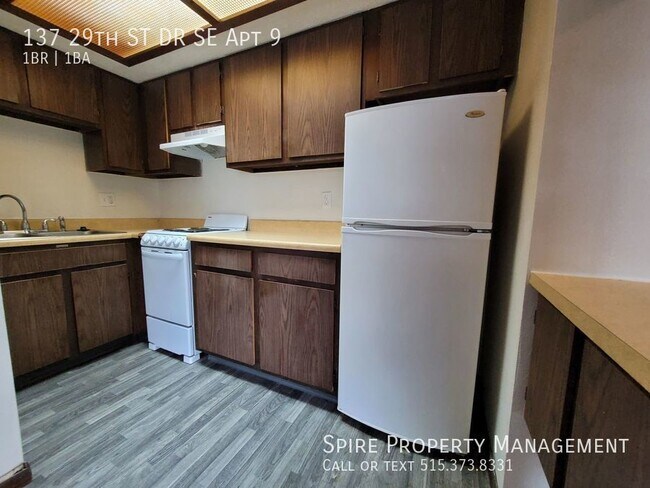 Building Photo - 1 Bedroom Near Walgreens (29th St Dr SE)