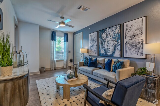 1BR,1BA - 723 SF 1A - Sala de estar - Century Landing