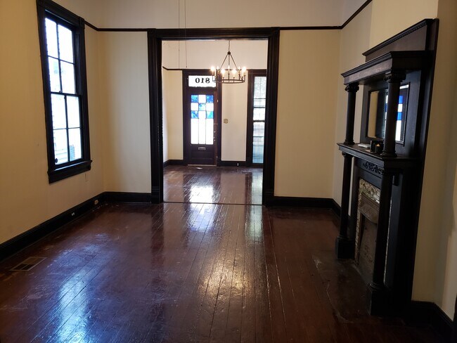 separate dining room and living room - 810 Jefferson Ave