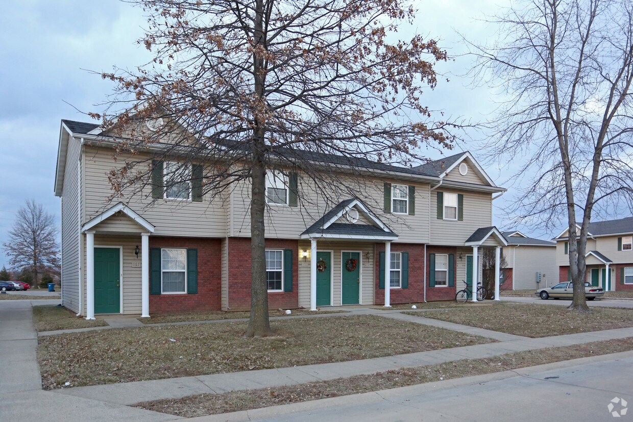 Parkview Apartments in Edwardsville, IL