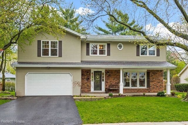Foto principal - 5 bedroom in Naperville IL 60540