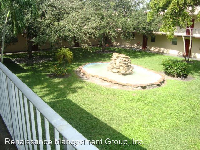 Foto del edificio - 7173 Orange Dr