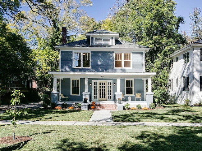 Building Photo - 926 W Trinity Ave