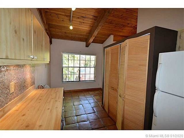 Building Photo - 10120 Woodbury Ct