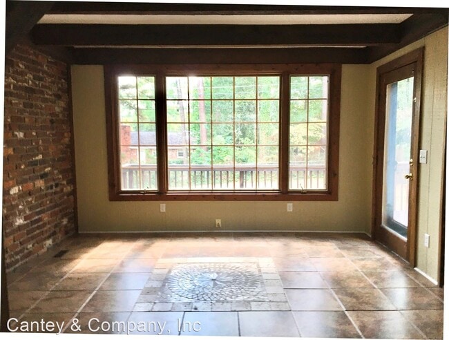Building Photo - 4 br, 2.5 bath House - 6504 Sandale Drive