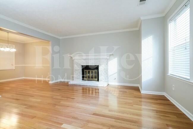 Building Photo - 10310 Virginia Pine Ln