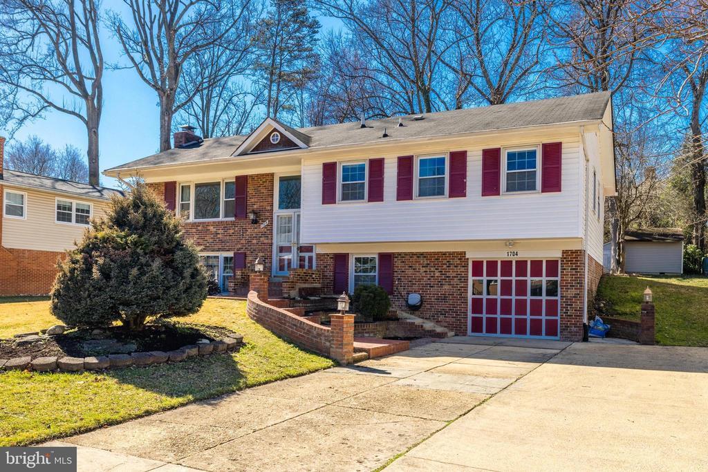 Primary Photo - 1704 Pebble Beach Dr