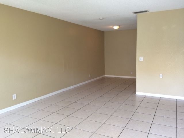 Foto del edificio - 2 br, 1 bath House - 5314 NW 24 CT unit 79