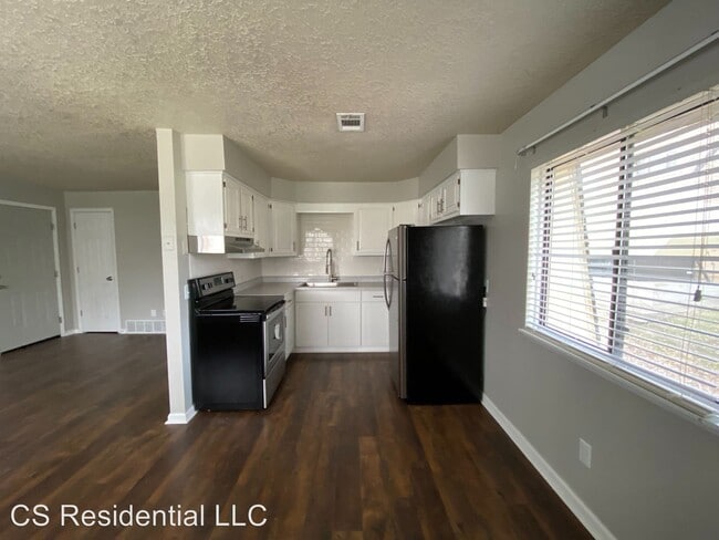 Building Photo - 3231 Schuetzen Ln
