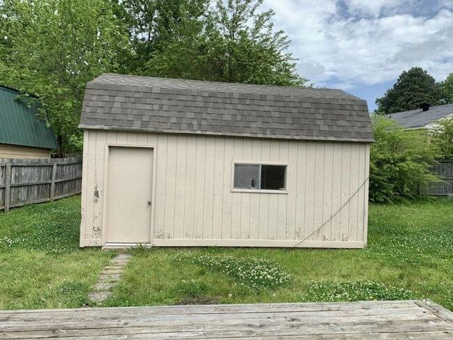 Foto del edificio - 1768 Brown Cove