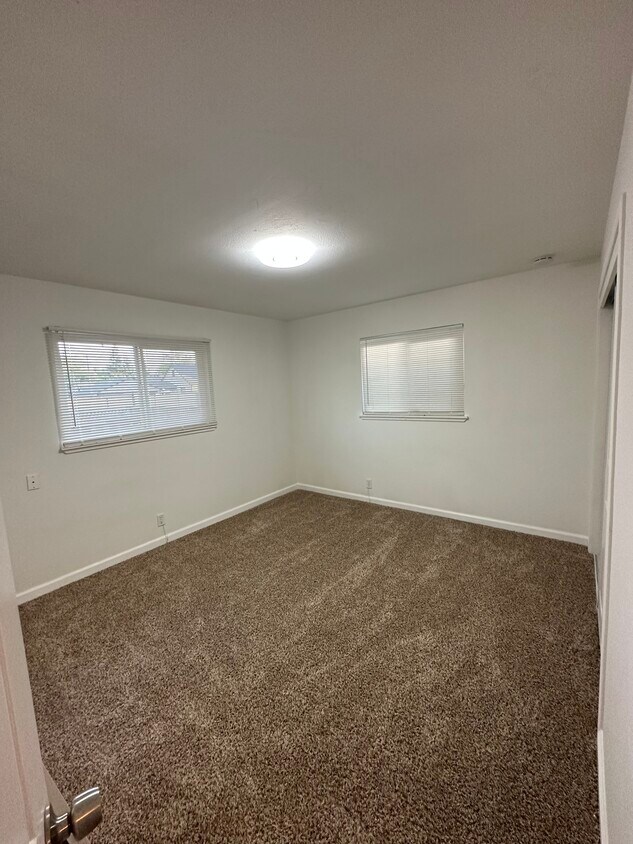 Foto principal - 1737 Beverly Dr