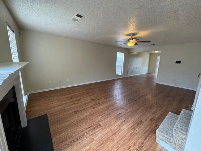 Foto del edificio - 3407 Victoria Cir