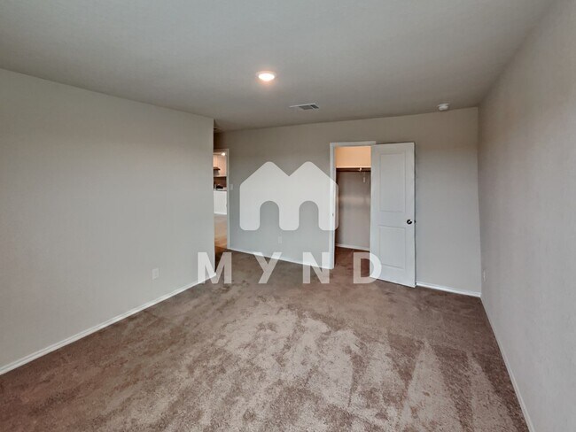 Building Photo - 2778 Rosefinch