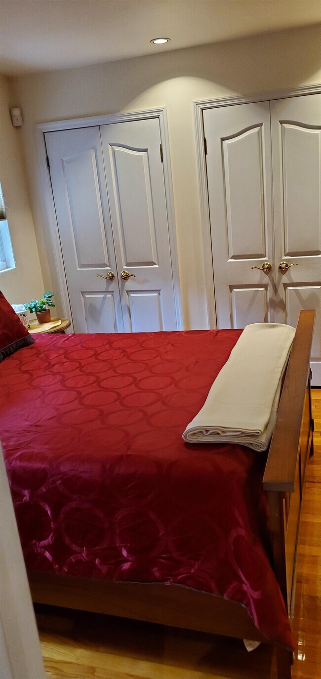 Foto del edificio - 7417 JFK Blvd E