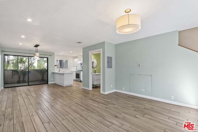 Building Photo - 1802 20th St