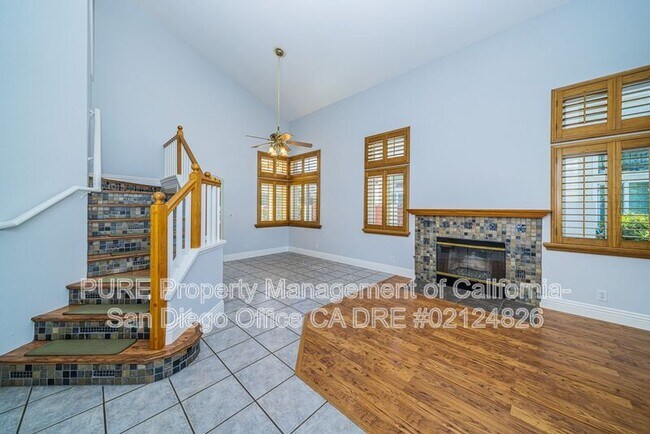 Building Photo - 574 Iona Ct