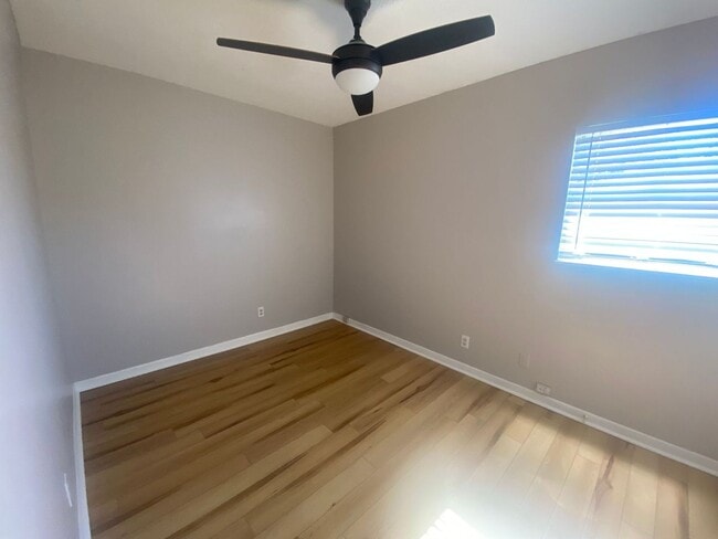 Building Photo - 1812 Arthur Ave