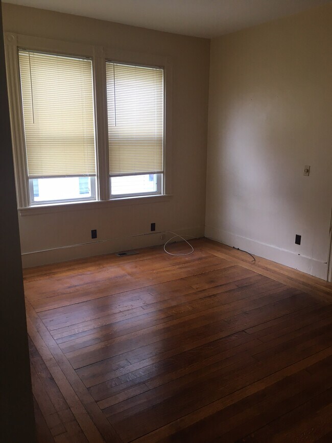 Foto del edificio - 301 Minot St