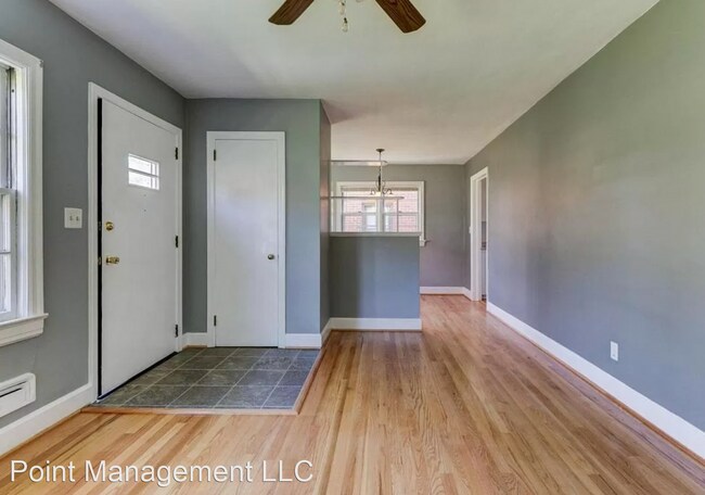 Building Photo - 3 br, 1 bath House - 742 Windsor Ave SW