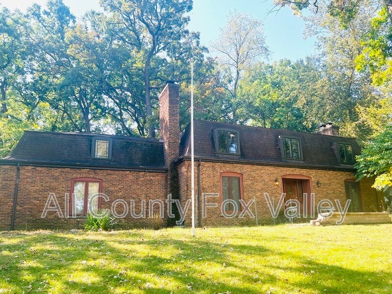 Primary Photo - 1010 Oak Ridge Rd