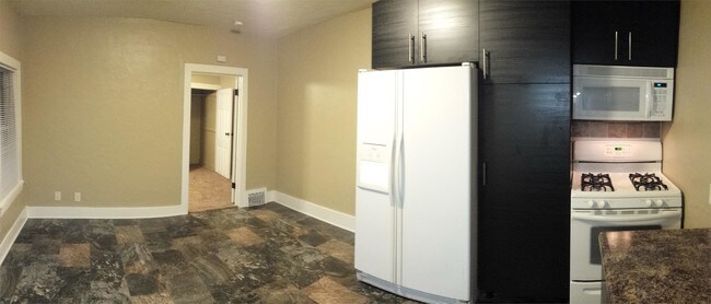 Foto del edificio - 322 6th St SE