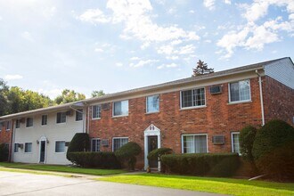 Interior Photo - Heritage Park East