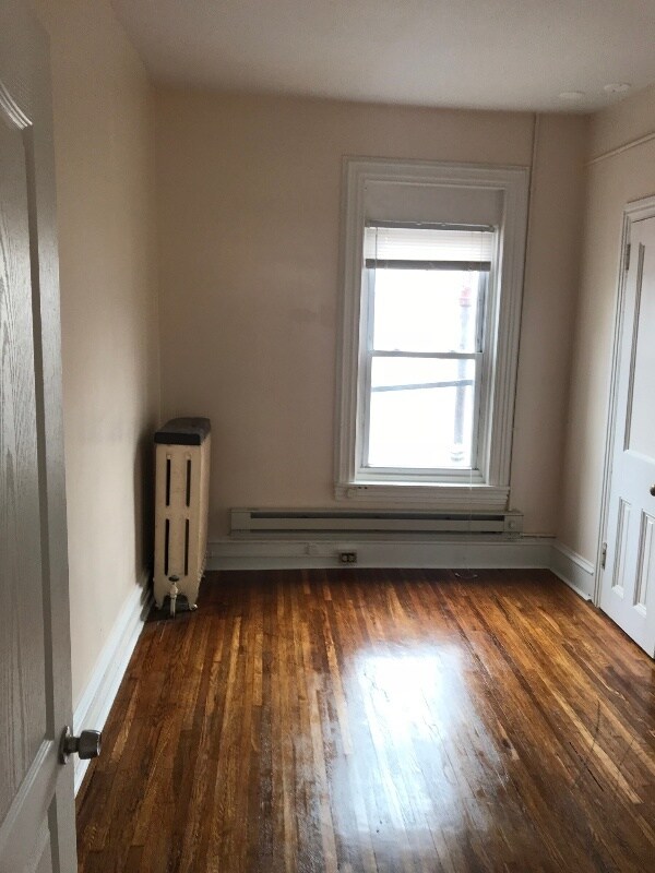 837 Washington St Unit 3, Reading, PA 19601 Room for Rent in Reading