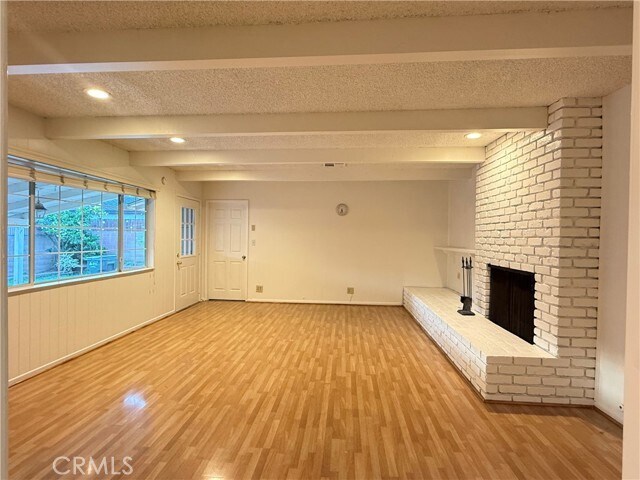 Foto del edificio - 10731 Freer Ave