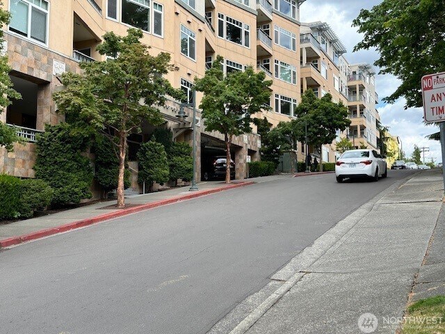 Building Photo - 108 2nd Ave S