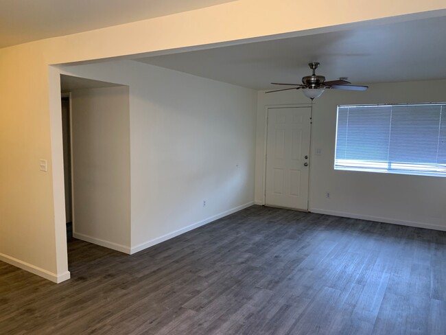 COTTAGE #1 - ANOTHER LIVING ROOM VIEW - 549 W Wickenburg Way