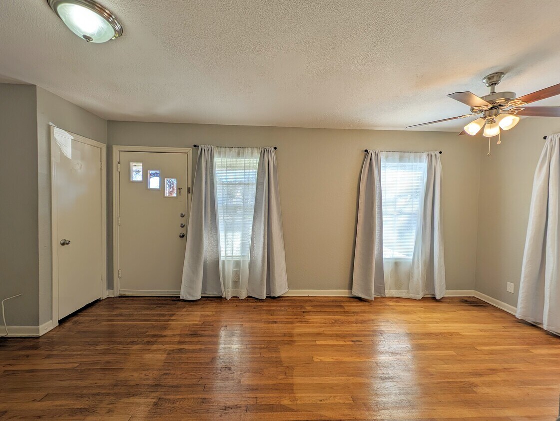 Foto principal - 307 San Angelo Blvd