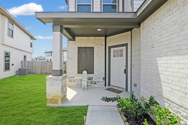Foto del edificio - 2734 Pheasant Hl Ct