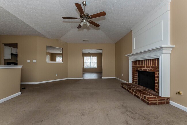 Foto del edificio - 1158 Millwood Dr